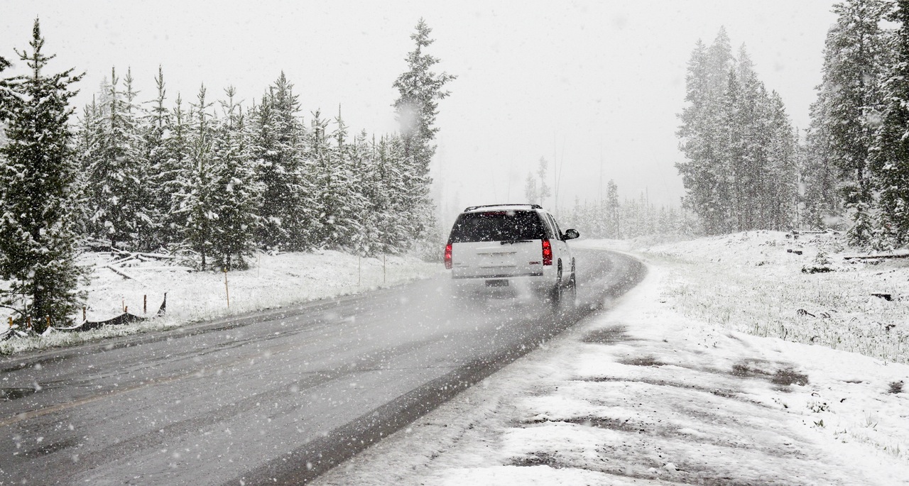 冬場の交通事故 路面凍結や雪道走行 交通事故専門弁護士やまケン